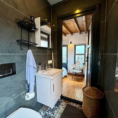 The Wooden 17 Villa Istambul